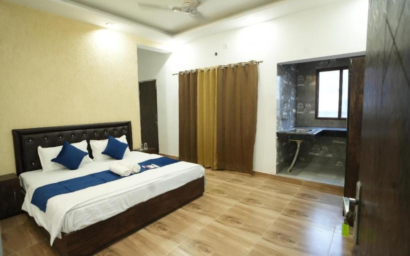 The Gold Bird By Stayapart Rishikesh Exterior photo